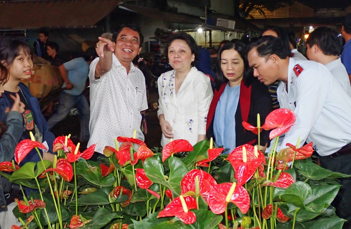TS Phạm Khánh Phong Lan: An toàn thực phẩm của thành phố hơn 10 triệu dân luôn "nóng", phức tạp- Ảnh 3.
