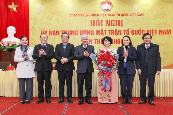 Bà Tô Thị Bích Châu giữ chức Phó Chủ tịch Ủy ban Trung ương Mặt trận Tổ quốc Việt Nam- Ảnh 1.