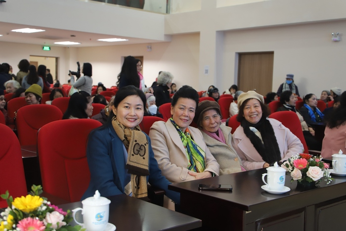 Gặp mặt cán bộ hưu trí cơ quan Trung ương Hội LHPN Việt Nam trước thềm Tết Nguyên đán Giáp Thìn- Ảnh 3.