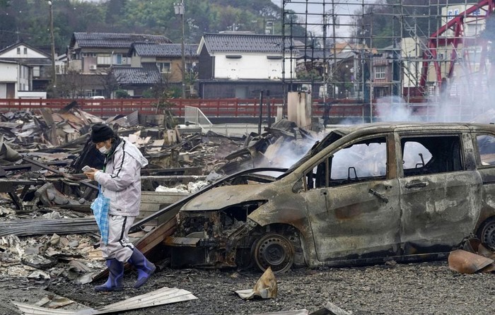Động đất tại Nhật Bản: Người sống sót rơi vào bi kịch khi phải đối mặt với hàng loạt khó khăn- Ảnh 1.