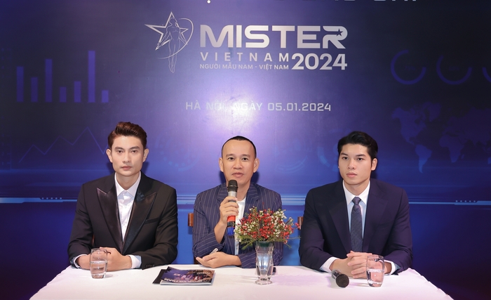 Đại diện Ban Tổ chức cuộc thi Mister Vietnam 2024 trả lời phỏng vấn báo chí