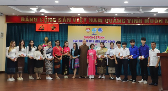 Giới thiệu văn hóa Việt đến với sinh viên nước ngoài đang sống và học tập tại TPHCM- Ảnh 4.