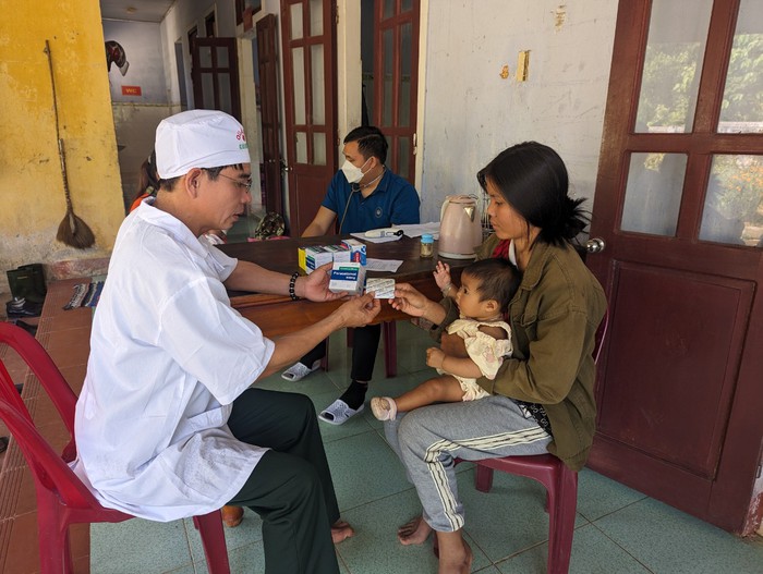 Người đẩy lùi tục “đẻ chòi” ở đồng bào dân tộc Pa Cô - Ảnh 3.