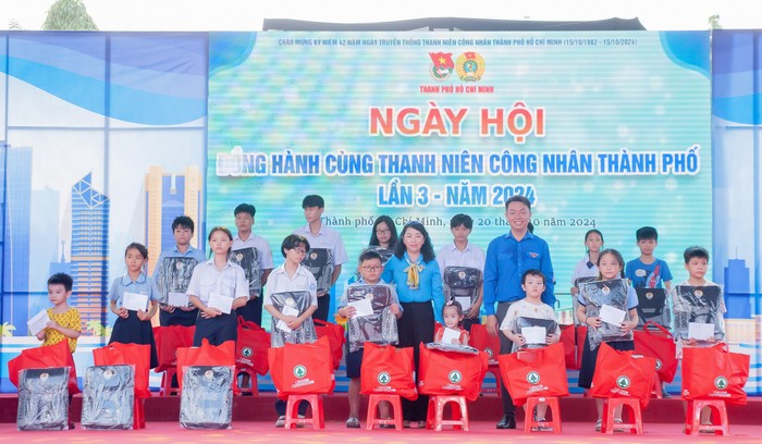 TPHCM: Chăm lo đời sống vật chất và tinh thần cho đoàn viên thanh niên công nhân- Ảnh 2.