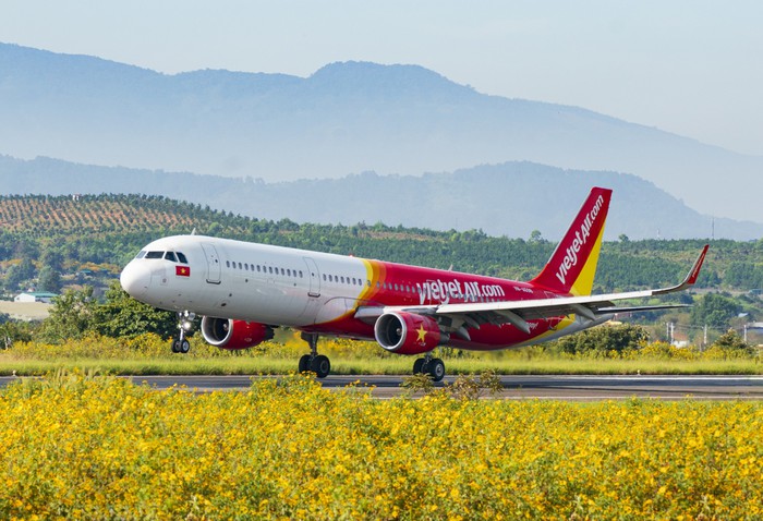 Đón mùa lễ hội cuối năm, Vietjet mở lại loạt đường bay đến Đà Nẵng, Đà Lạt, Phú Quốc, Cần Thơ phục vụ người dân và du khách- Ảnh 1.