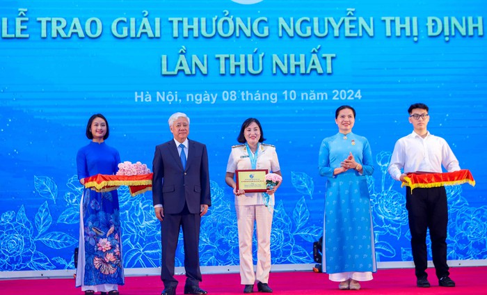 Danh sách 30 cán bộ Hội nhận Giải thưởng Nguyễn Thị Định lần thứ nhất- Ảnh 18.