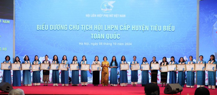 Những thông tin ít biết về 102 Chủ tịch Hội LHPN cấp huyện tiêu biểu toàn quốc năm 2024 - Ảnh 3.