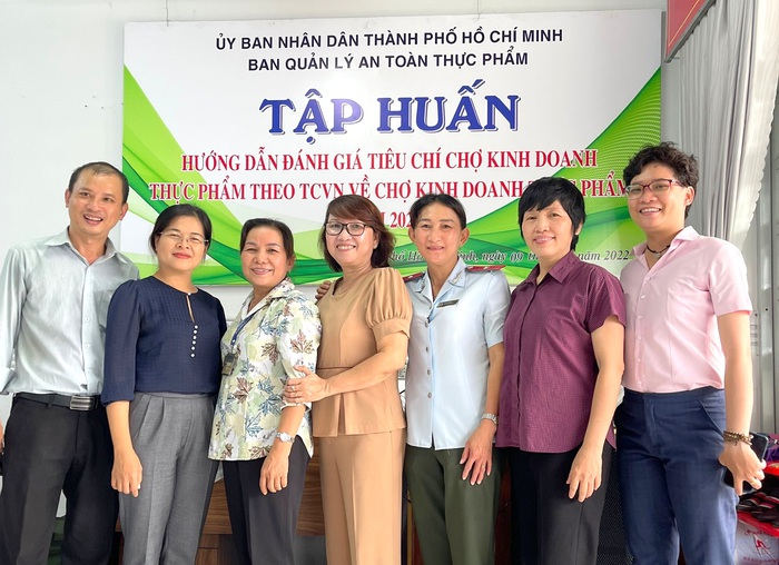 TPHCM: Người tiêu dùng an tâm với chợ an toàn thực phẩm- Ảnh 2.