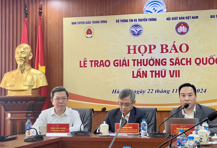 Ban Tổ chức Giải thưởng Sách Quốc gia 2024 họp báo thông tin về Lễ trao giải