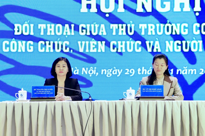 Thủ trưởng Cơ quan TƯ Hội LHPN Việt Nam đối thoại với cán bộ, công chức, viên chức và người lao động - Ảnh 1.