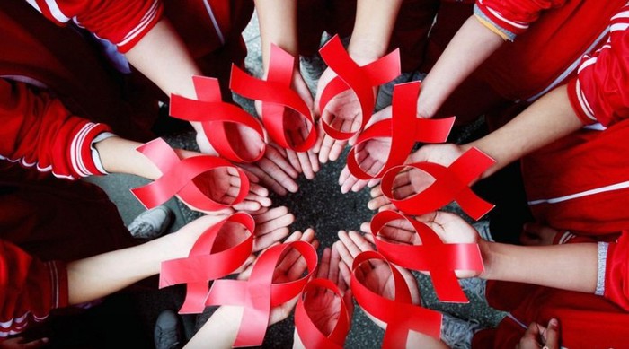 Ngày Thế giới phòng chống HIV/AIDS 1/12: Những tình nguyện viên thầm lặng- Ảnh 1.