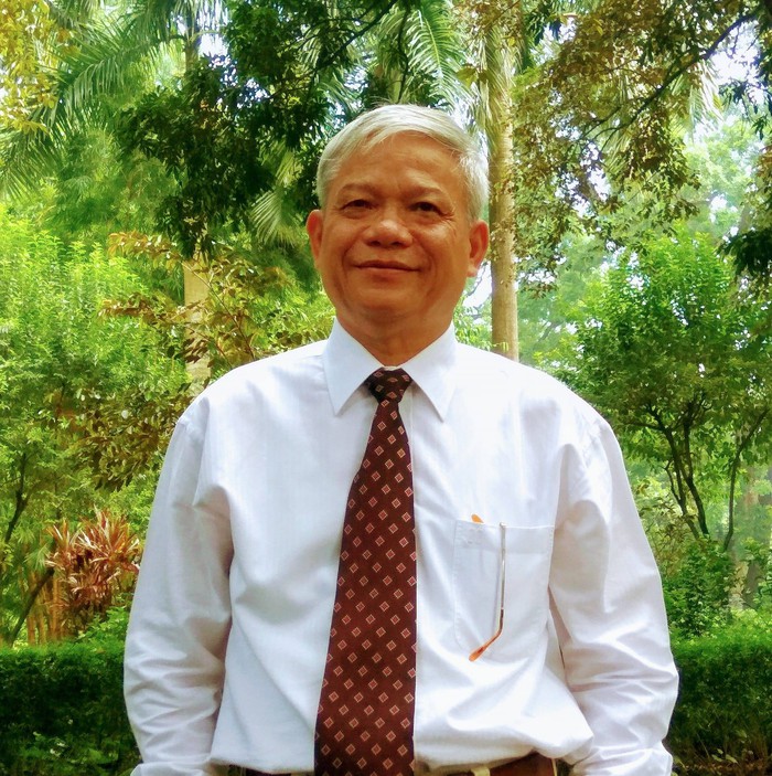 Nhà thơ Nguyễn Sĩ Đại: “Nhớ về mùa thu Hà Nội, 
tôi không chỉ nhớ về cái đẹp”- Ảnh 1.