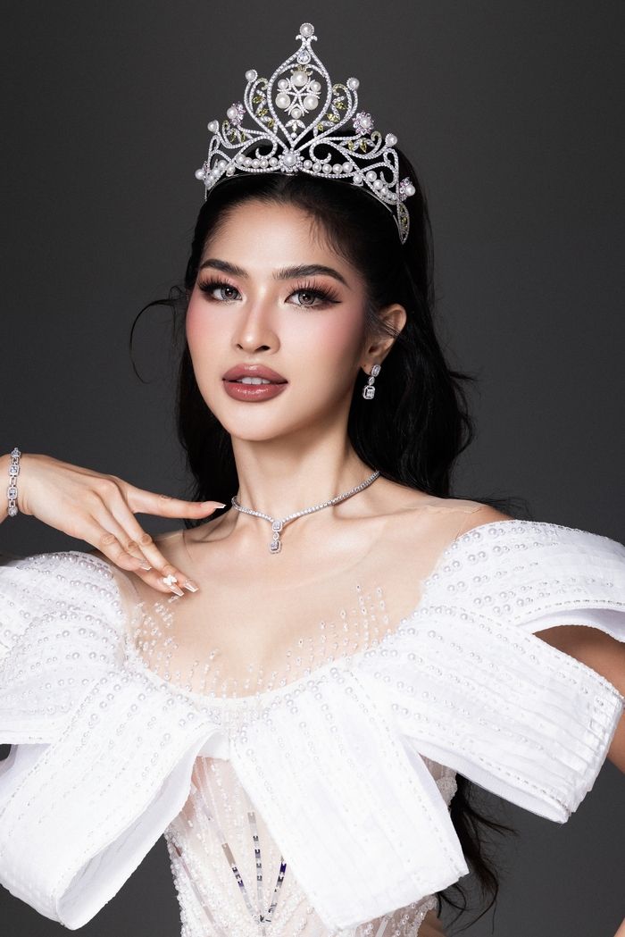 Miss Air Yllana Marie Aduana đã tổ chức và tham gia vào các chiến dịch dọn dẹp rác thải, thực hiện dự án môi trường do cô khởi xướng, đồng thời sử dụng tiếng nói của mình để lan tỏa thông điệp bảo vệ môi trường đến nhiều người, đặc biệt là giới trẻ.