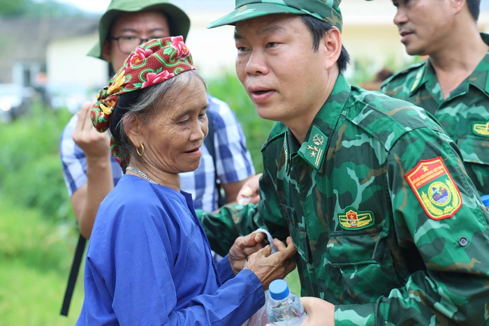 Thắm mãi tình quân dân ở Lào Cai- Ảnh 4.