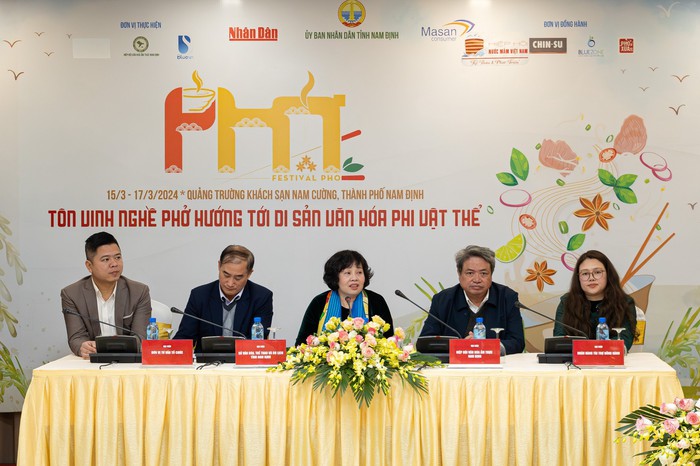 Festival Phở 2024: Tôn vinh nghề phở, hướng tới di sản văn hoá phi vật thể- Ảnh 1.