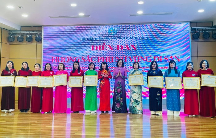 Quảng Ninh: 6 cá nhân vinh dự nhận Kỷ niệm chương Vì sự phát triển của Phụ nữ- Ảnh 1.
