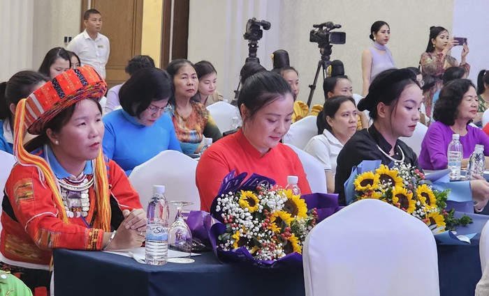 Hội LHPN Việt Nam tổ chức tư vấn trực tuyến về Cuộc thi Phụ nữ khởi nghiệp năm 2024- Ảnh 1.