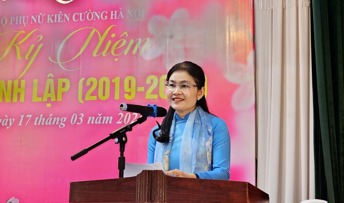 Câu lạc bộ Phụ nữ kiên cường Hà Nội: 5 năm làm điểm tựa yêu thương của chị em ung thư - Ảnh 2.