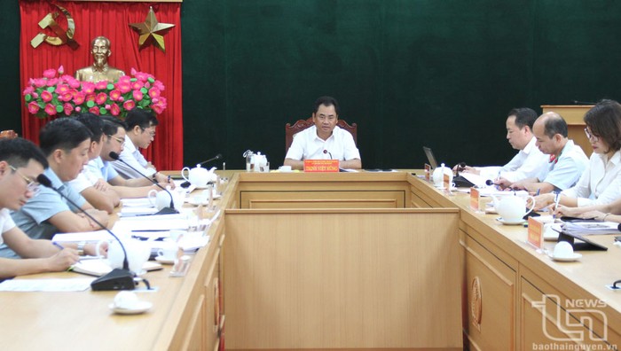 Thái Nguyên: Chủ tịch UBND tỉnh chỉ đạo giải quyết cấp sổ đỏ cho người dân- Ảnh 1.