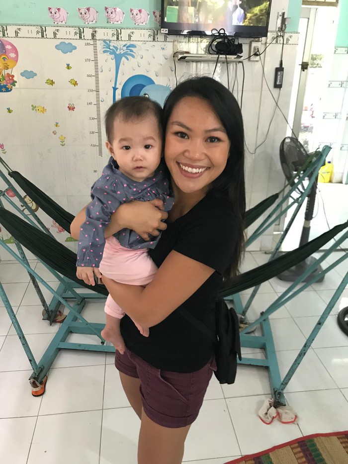 Molly về Tây Ninh, Việt Nam, thăm trại trẻ mồ côi năm 2018