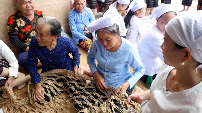 Gian nan giữ nghề đan võng gai của đồng bào dân tộc Thổ ở Nghệ An- Ảnh 2.