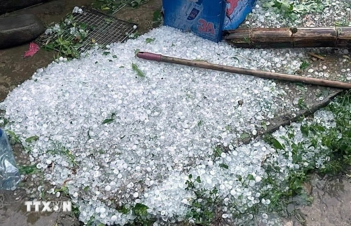 Mưa đá và gió lốc gây nhiều thiệt hại ở các tỉnh Lào Cai, Yên Bái, Sơn La- Ảnh 2.