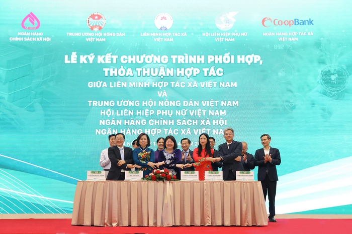 Hội LHPN Việt Nam ký thỏa thuận hợp tác cùng Liên minh HTX Việt Nam- Ảnh 3.
