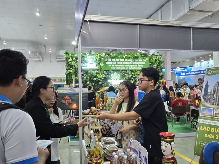 Doanh nghiệp lữ hành "tung chiêu" hút khách tại Hội chợ Du lịch Quốc tế Việt Nam 2024- Ảnh 6.