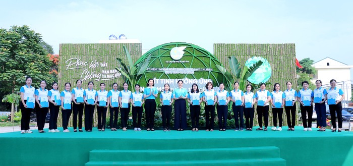 Hội LHPN Việt Nam kêu gọi phụ nữ và mỗi người dân cam kết bảo vệ môi trường - Ảnh 4.