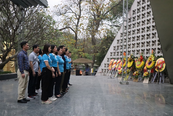 Hội LHPN Hưng Yên: Nhiều hoạt động ý nghĩa nhân Kỷ niệm 70 năm Chiến thắng Điện Biên Phủ- Ảnh 1.