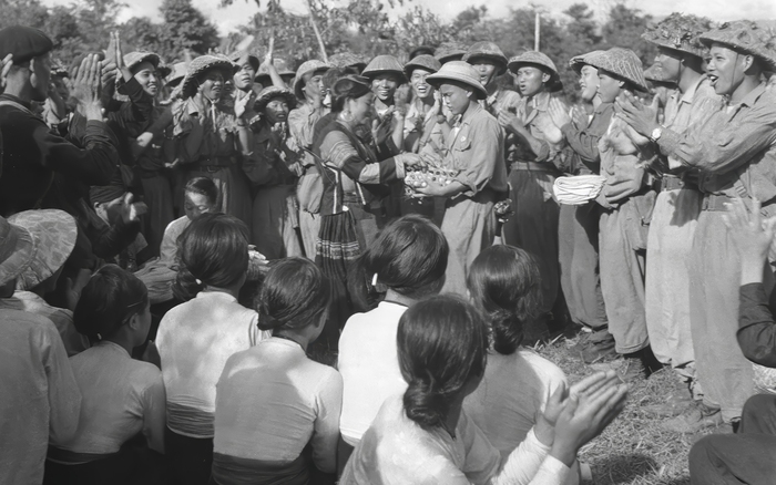 Image hình ảnh hình ảnh hình ảnh hình ảnh hình ảnh hình ảnh hình ảnh hình ảnh hình ảnh hình ảnh Doãn Quốc Đam - Biên niên sử bằng hình ảnh về chiến dịch Điện Biên Phủ (phần 2)