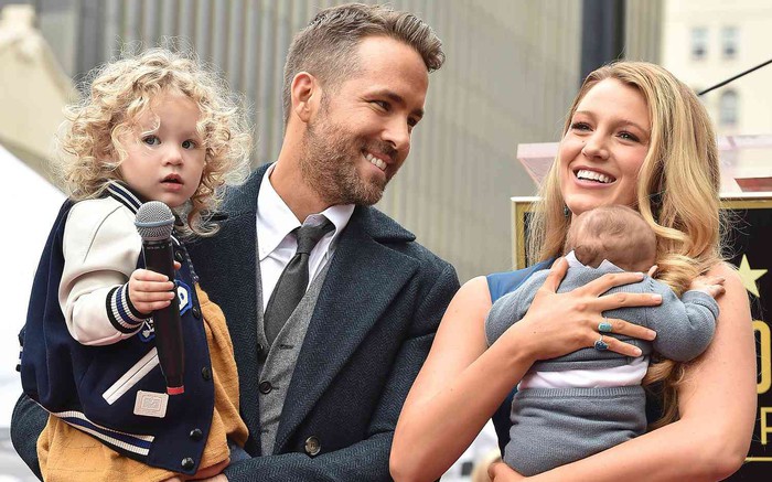 Tài tử Ryan Reynolds: "Các con đã giúp tôi vượt qua chứng lo âu"