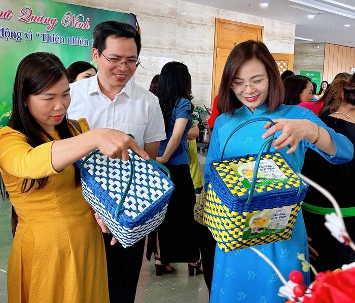 Quảng Ninh: Biểu dương 80 mô hình, cách làm hay, hiệu quả trong bảo vệ môi trường- Ảnh 1.