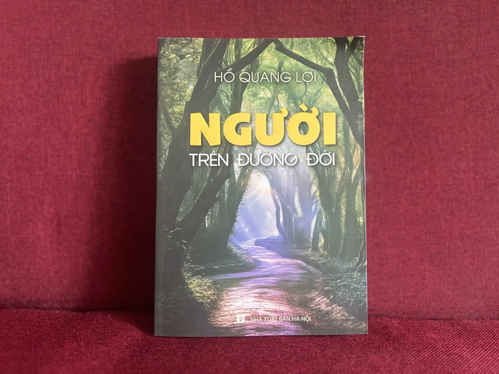 Cuốn sách "Người trên đường đời"