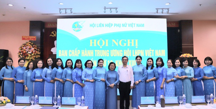 Khai mạc Hội nghị lần thứ 10 Ban Chấp hành Trung ương Hội LHPN Việt Nam khóa XIII- Ảnh 4.