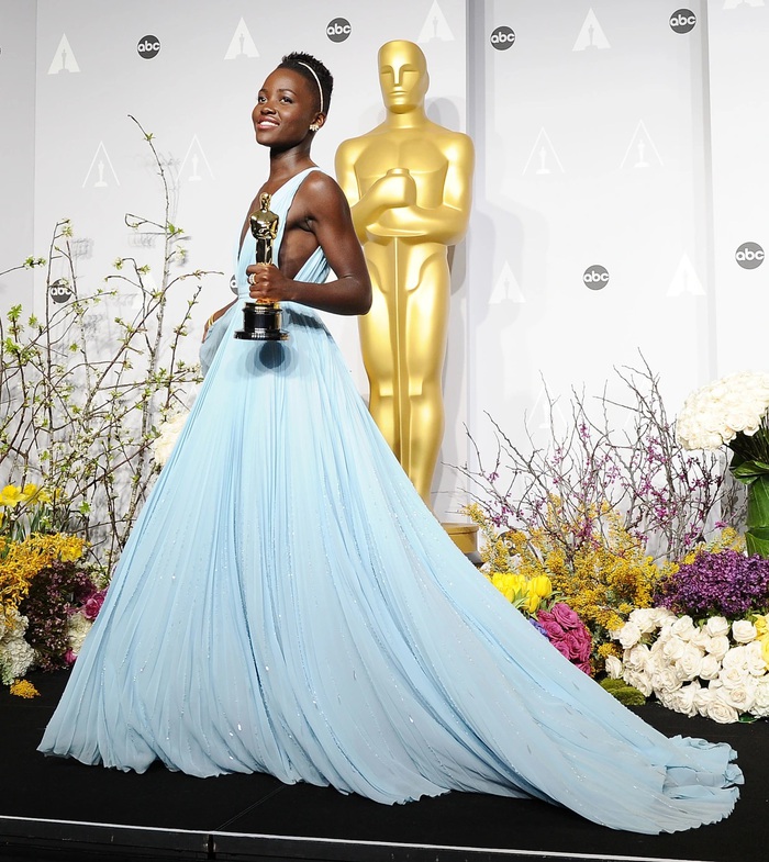 "Ngọc trai đen" Lupita Nyong’o hết sợ mèo sau khi đóng phim kinh dị- Ảnh 1.