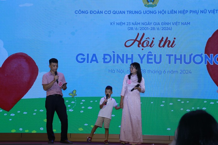 Hội thi "Gia đình yêu thương" tạo sân chơi vui vẻ, gắn kết cho công đoàn viên- Ảnh 11.