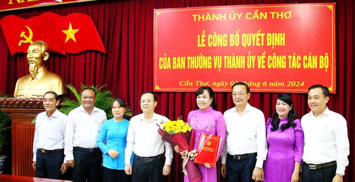 Điều động, bổ nhiệm Chủ tịch Hội LHPN Cần Thơ giữ chức Trưởng Ban Dân vận Thành uỷ- Ảnh 1.