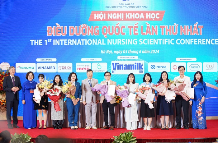 Vinamilk đồng hành cùng Hội nghị khoa học Điều dưỡng Quốc tế lần thứ nhất CLB Điều dưỡng trưởng Việt Nam - Ảnh 1.