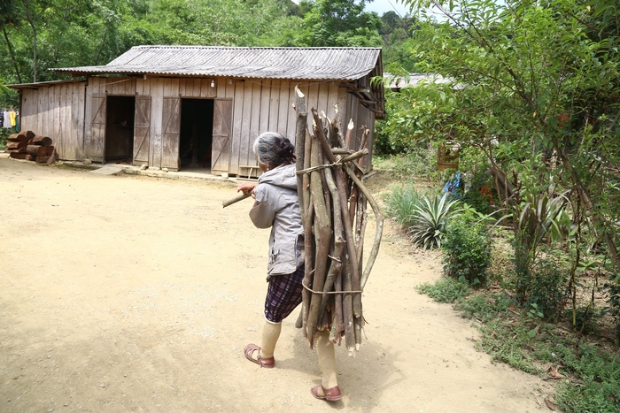 “Cởi trói” nỗi khổ đeo đẳng phụ nữ dân tộc thiểu số ở huyện Minh Hóa (Quảng Bình)- Ảnh 1.