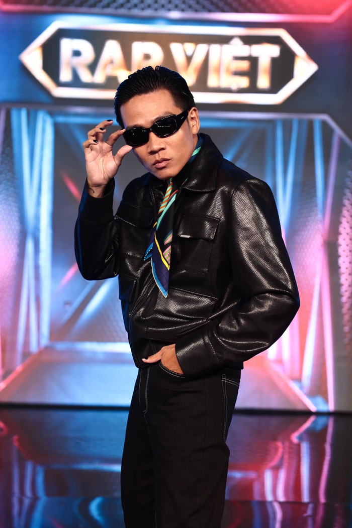 Sốc với diện mạo của rapper Wowy khi xuất hiện cùng đại gia Minh Nhựa- Ảnh 5.