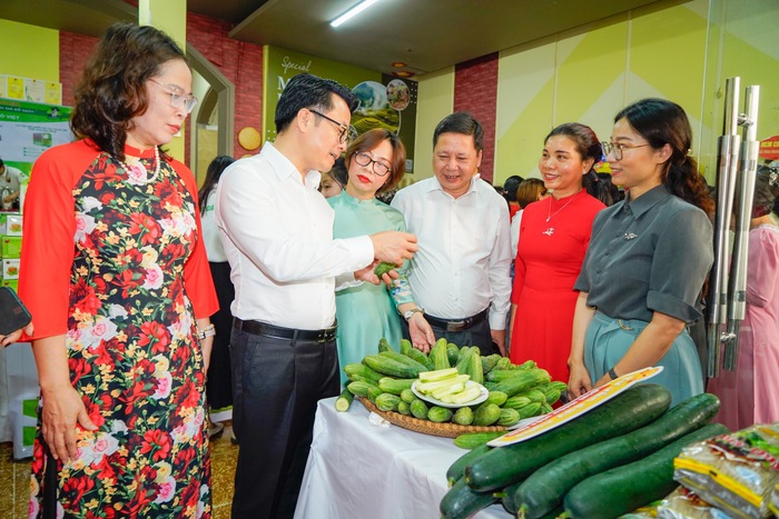 Hải Phòng: Vận động hơn 300.000 cán bộ, hội viên, phụ nữ tham gia bảo hiểm y tế- Ảnh 1.