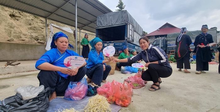 Hà Giang: Góp phần xóa bỏ các định kiến, khuôn mẫu giới trong gia đình và cộng đồng- Ảnh 2.