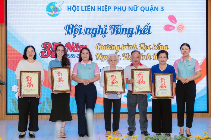 Hội LHPN quận 3 tiếp sức cho học sinh khó khăn trước thềm năm học mới- Ảnh 3.