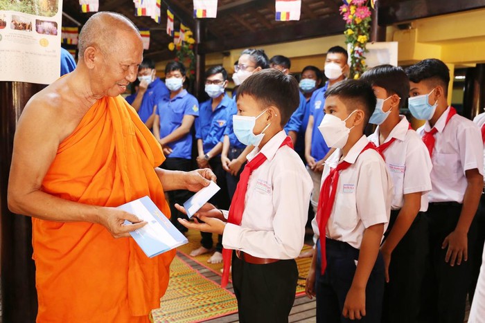 
Trà Vinh: Phát huy vai trò của người có uy tín trong vùng đồng bào dân tộc thiểu số- Ảnh 2.