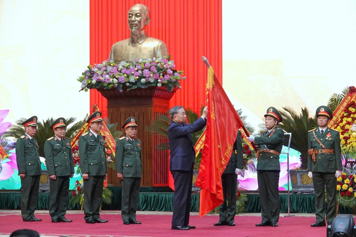 Tổng Bí thư, Chủ tịch nước Tô Lâm trao Huân chương Hồ Chí Minh cho Tổng cục Kỹ thuật - Ảnh 1.