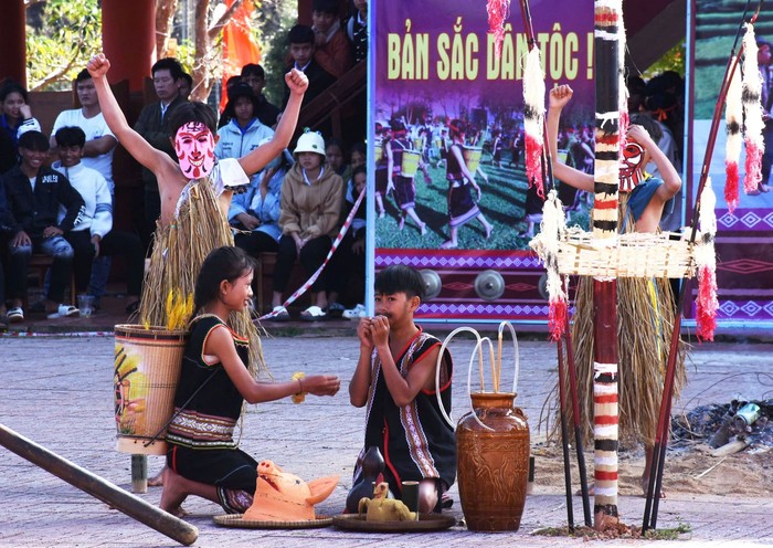 Tu Mơ Rông, Kon Tum: Đời sống đồng bào Xơ Đăng khởi sắc nhờ chính sách dân tộc- Ảnh 4.