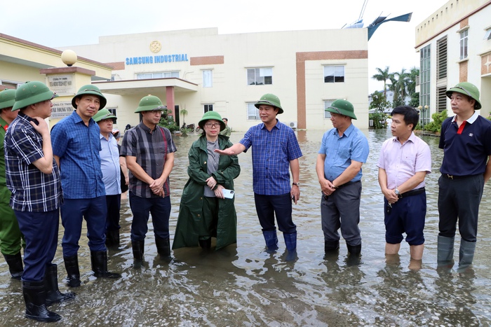 Lãnh đạo tỉnh Bắc Ninh chỉ đạo phương án thoát nước trong khu công nghiệp- Ảnh 1.