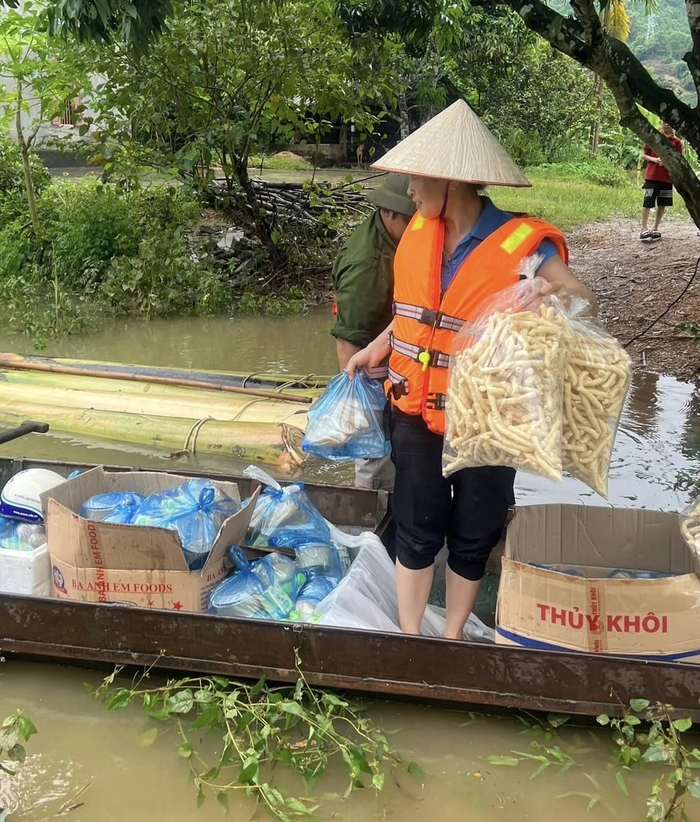 Tuyên Quang: Hội viên phụ nữ tích cực tham gia khắc phục hậu quả bão số 3- Ảnh 8.