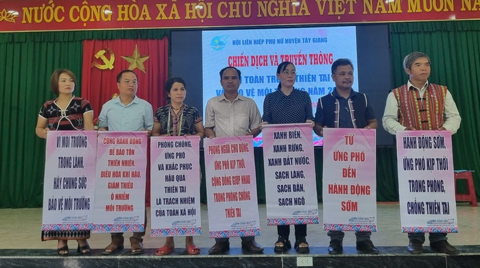 Tây Giang: Nâng cao kiến thức, kỹ năng an toàn trước thiên tai cho phụ nữ dân tộc thiểu số- Ảnh 3.